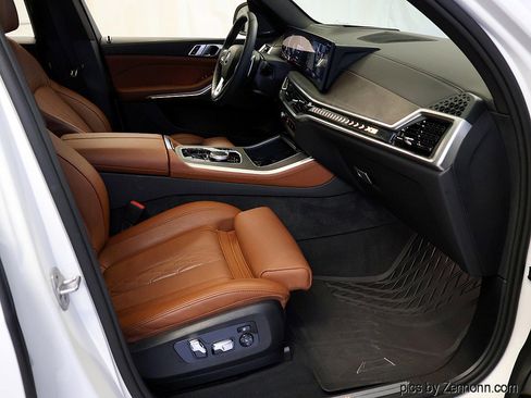 Certified 2025 BMW X5 xDrive40i w/ Climate Comfort Package image 37