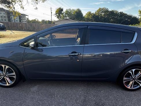 Used 2016 Kia Forte EX w/ EX Premium Technology Package image 7