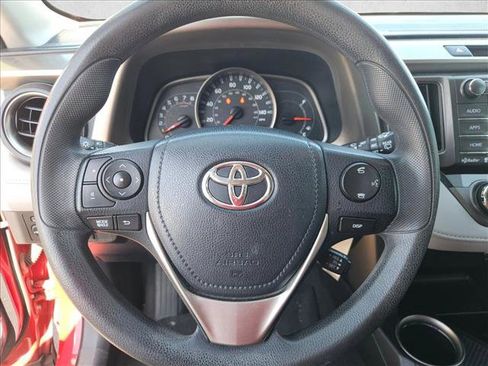 Used 2014 Toyota RAV4 XLE FWD image 7