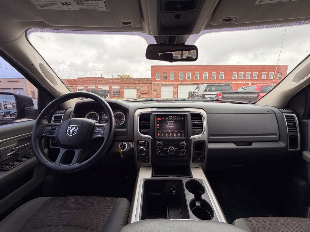 Used 2015 RAM 1500 Big Horn AWD/4WD image 18