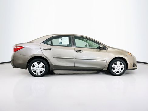 Used 2018 Toyota Corolla LE w/ Body Protection Package FWD image 10