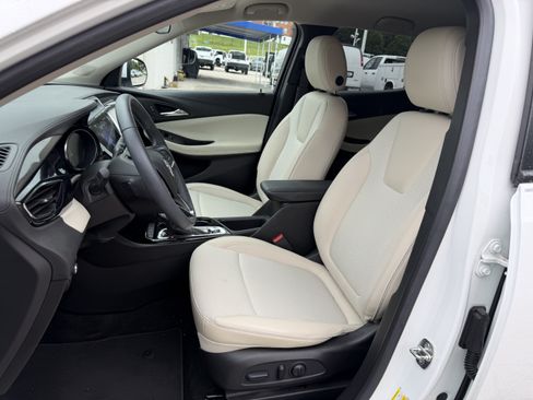 Used 2023 Buick Encore GX Preferred w/ Cold Weather Comfort Package FWD image 13