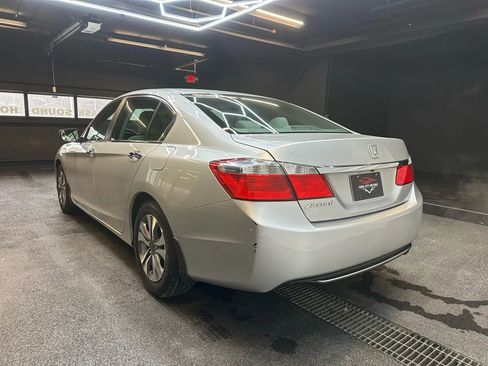 Used 2013 Honda Accord LX image 5