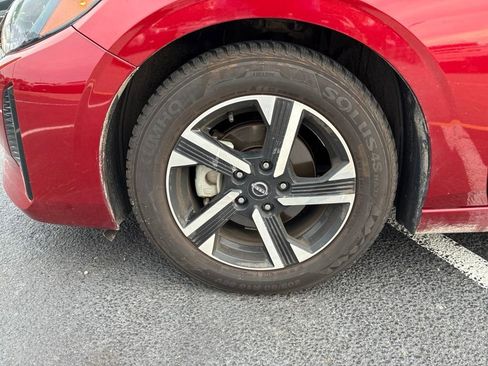Used 2024 Nissan Sentra SV FWD image 10