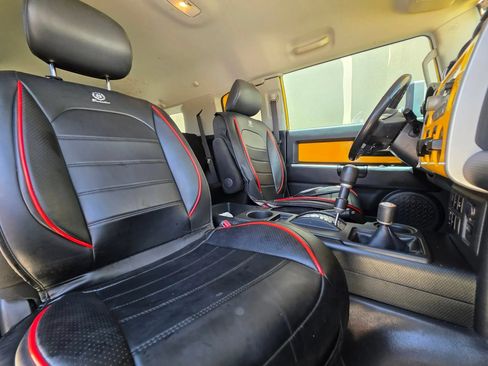 Used 2007 Toyota FJ Cruiser 4WD image 17
