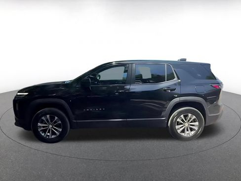 Used 2025 Chevrolet Equinox LT FWD image 8