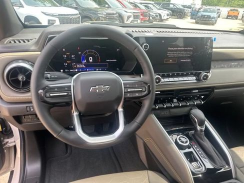 New 2026 Chevrolet Colorado ZR2 w/ Technology Package AWD/4WD image 14