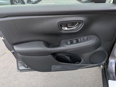 New 2026 Honda HR-V LX image 11