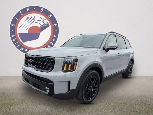 Used 2024 Kia Telluride SX Prestige X-Line AWD/4WD image 2