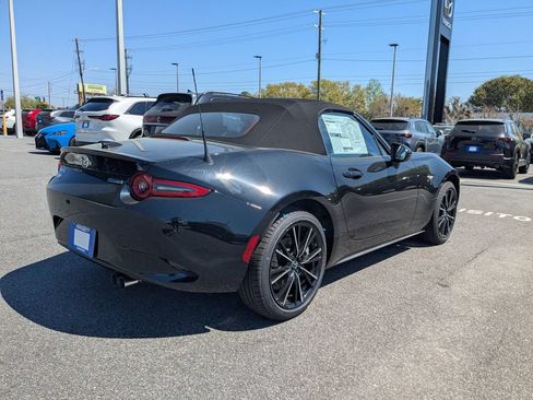 Used 2026 MAZDA MX-5 Miata Grand Touring RWD image 5