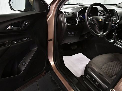 Used 2019 Chevrolet Equinox LT image 15