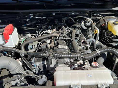 Used 2025 Toyota 4Runner TRD Off-Road image 25