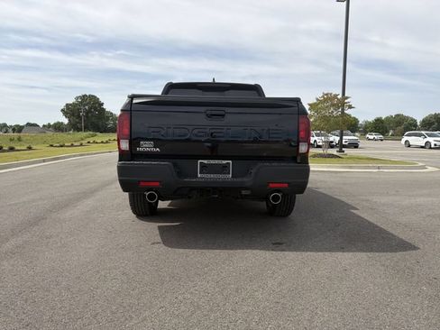 Used 2025 Honda Ridgeline RTL image 5
