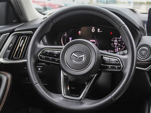 New 2025 MAZDA CX-70 Plug-In Hybrid w/ Premium Pkg image 17