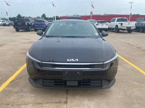 Used 2026 Kia K4 FWD image 1