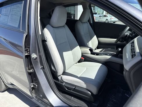 Used 2019 Honda HR-V EX image 14