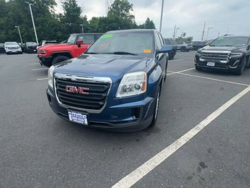 Certified 2017 GMC Terrain SLE FWD image 3