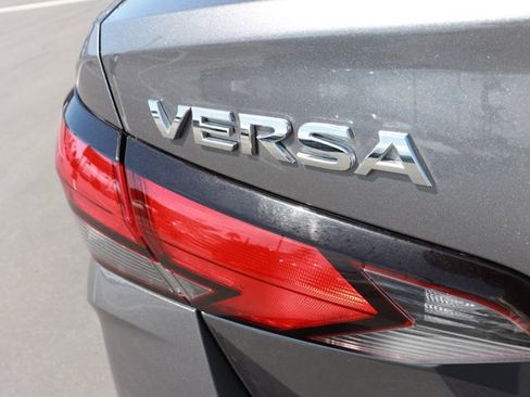 Used 2023 Nissan Versa SV FWD image 6