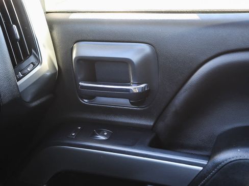 Used 2018 Chevrolet Silverado 1500 LT w/ LT Eassist Package image 20