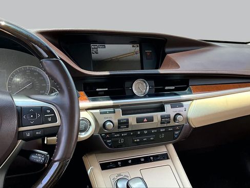 Used 2016 Lexus ES 350 FWD image 7