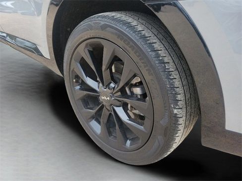 Used 2022 Kia Sorento SX image 32