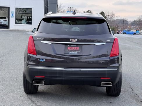 Used 2018 Cadillac XT5 Luxury w/ Driver Awareness Package image 4