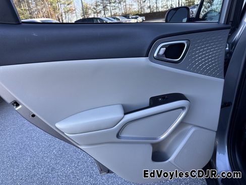 Used 2023 Kia Soul LX w/ Option Group 015 image 26