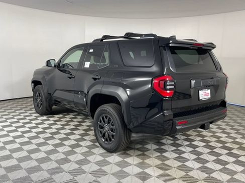 New 2026 Toyota 4Runner SR5 AWD/4WD image 8
