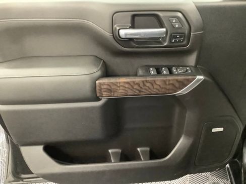 Used 2023 GMC Sierra 2500 Denali AWD/4WD image 9