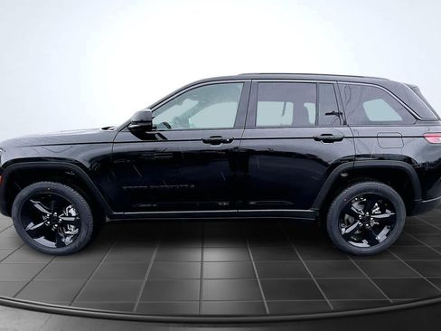 New 2026 Jeep Grand Cherokee Limited image 3