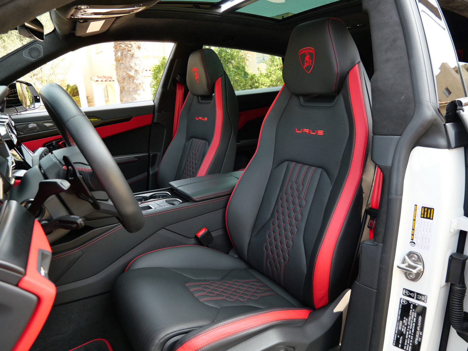 Used 2023 Lamborghini Urus S AWD/4WD image 18