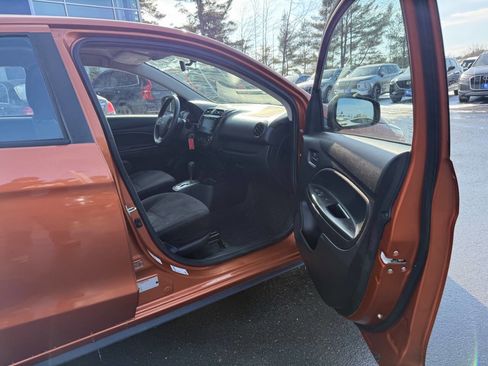 Used 2020 Mitsubishi Mirage ES image 12