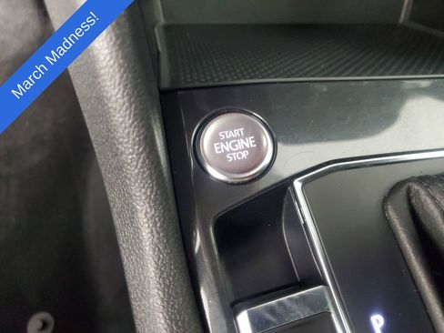 Used 2019 Volkswagen Tiguan SE w/ Panoramic Sunroof Package image 18