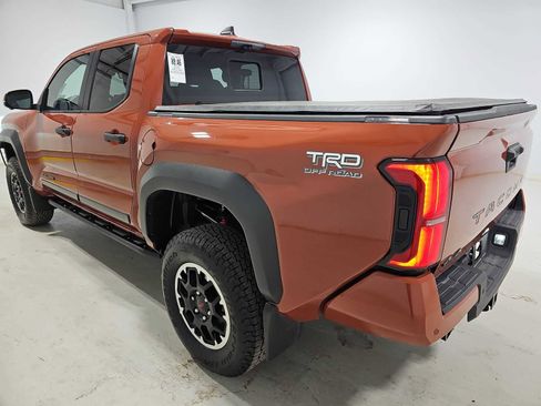Used 2025 Toyota Tacoma TRD Off-Road w/ TRD Off Road Premium Package image 11
