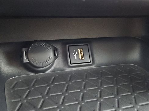 New 2025 Toyota RAV4 XLE Premium image 13