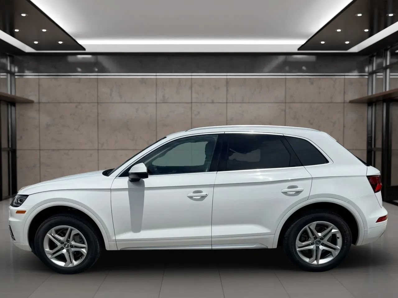 Used 2019 Audi Q5 2.0T Premium w/ Convenience Package AWD/4WD image 6
