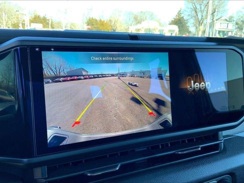 New 2026 Jeep Gladiator Sport image 17