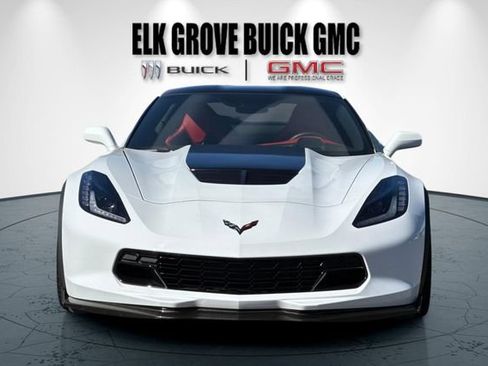 Used 2015 Chevrolet Corvette Z06 w/ 2LZ Preferred Equipment Group RWD image 9