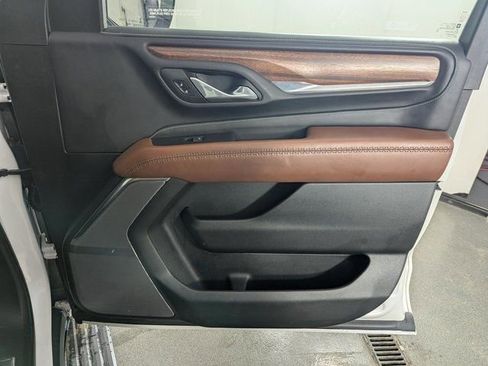 Used 2023 GMC Yukon XL Denali Ultimate image 23