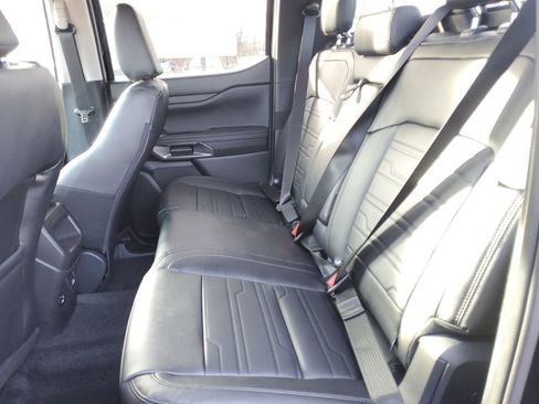 New 2025 Ford Ranger Lariat w/ Black Appearance Package image 24