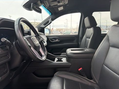 Used 2024 GMC Yukon SLT image 24