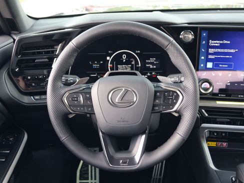New 2026 Lexus TX 500h AWD w/ Technology Package image 17
