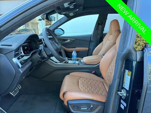 Used 2024 Audi RS Q8 image 3