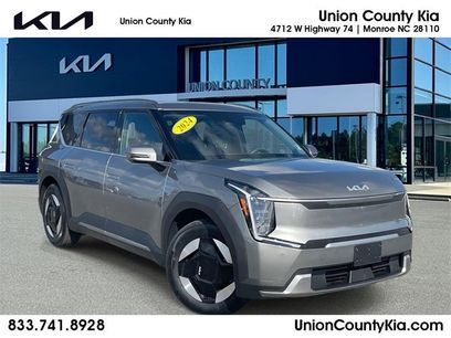 Certified 2024 Kia EV9 Wind
