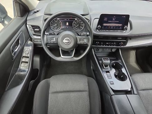 Certified 2024 Nissan Rogue SV FWD image 30