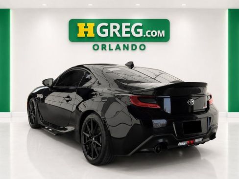 Used 2023 Toyota GR86 Premium RWD image 2