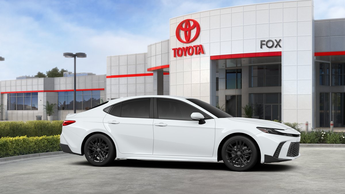 New 2026 Toyota Camry SE FWD image 36