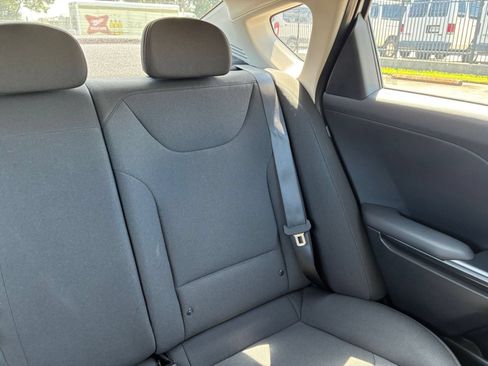 Used 2026 Kia K4 FWD image 31