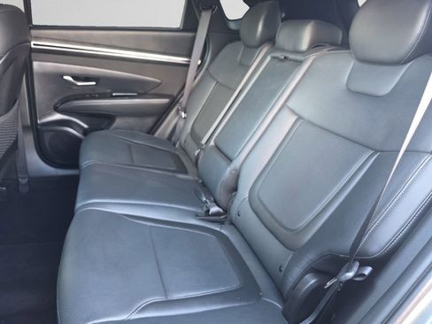 Used 2022 Hyundai Tucson Limited image 14
