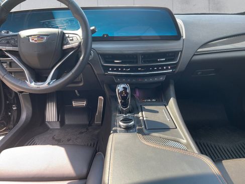 Used 2026 Cadillac CT5 V w/ Technology Package AWD/4WD image 12